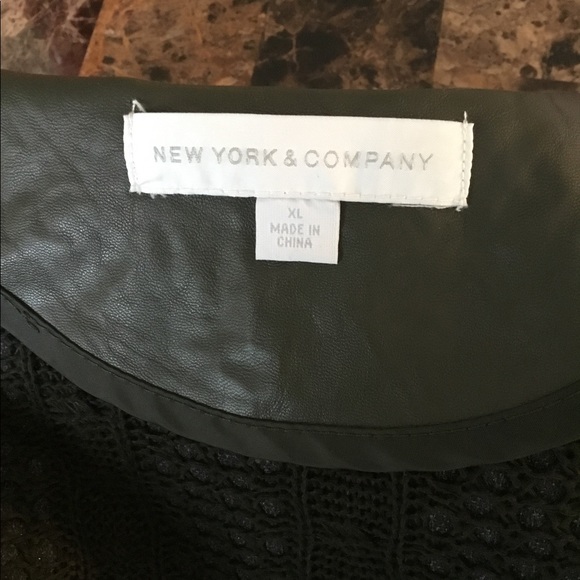 Ladies Olive Green Jacket - Picture 7 of 11